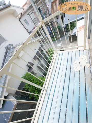 加古川市野口町長砂　中古戸建のバルコニー|南向きバルコニーで陽当たり良好です。