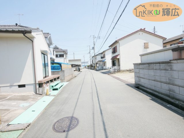 加古川市野口町長砂　中古戸建のその他|前面道路は広々としておりますので、お車の運転が苦手な方でも安心ですね。