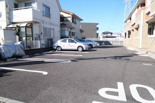 エクセレント真鍋の駐車場|駐車場