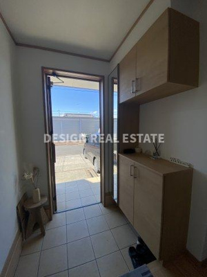 【玄関】 | 行田市藤原町2丁目　中古住宅   | 現地(2024年6月撮影)