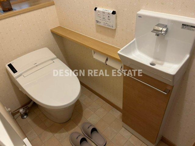 【トイレ】 | 行田市藤原町2丁目　中古住宅   | 現地(2024年6月撮影)