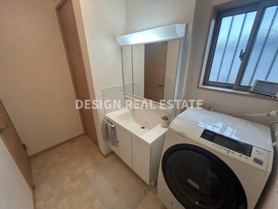【独立洗面台】 | 行田市藤原町2丁目　中古住宅   | 現地(2024年6月撮影)