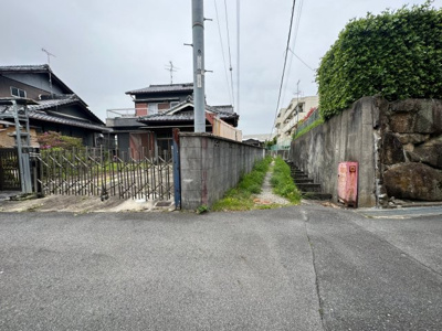 【前面道路含む現地写真】 | 生駒郡安堵町 上物付き土地