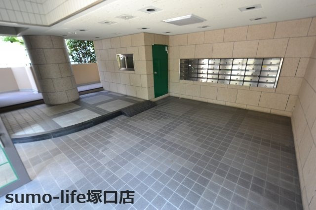 エスポワール南清水のロビー