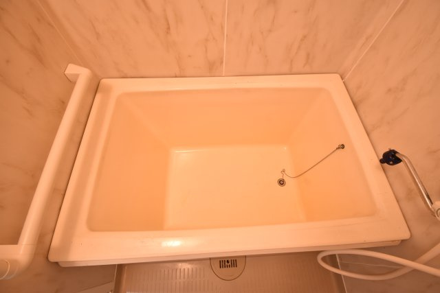 エスポワール南清水の浴室