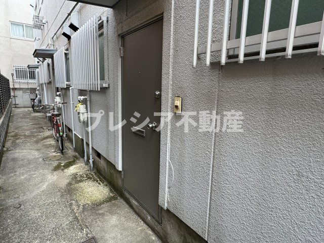 濱田マンションの玄関