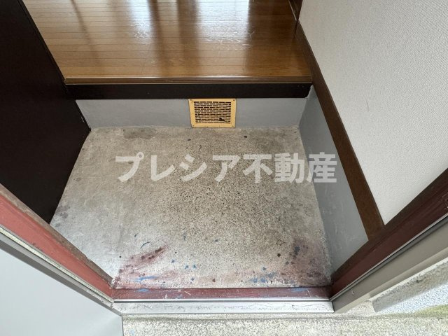 濱田マンションの玄関