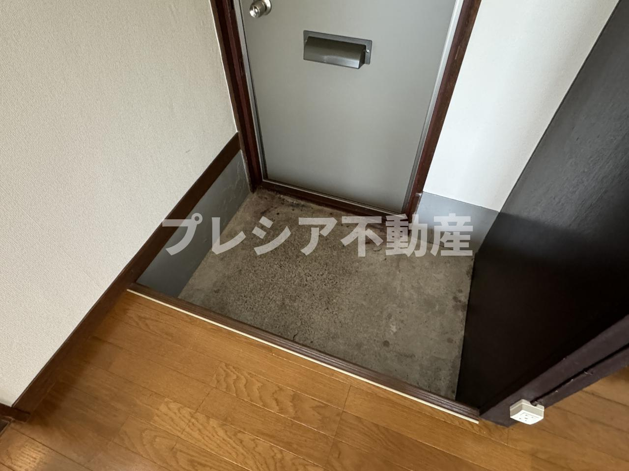 濱田マンションの玄関