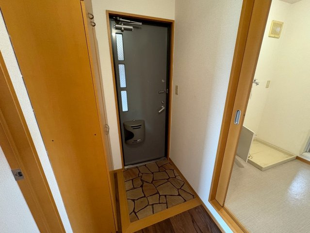 シーガルパーク弐番館の玄関