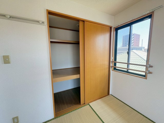 シーガルパーク弐番館の和室