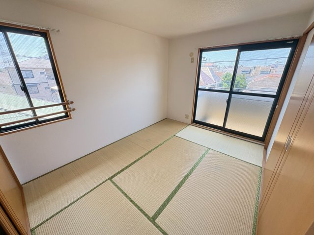 シーガルパーク弐番館の和室