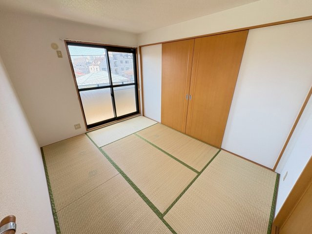 シーガルパーク弐番館の和室