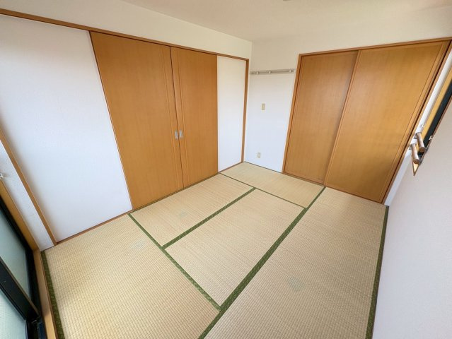 シーガルパーク弐番館の和室