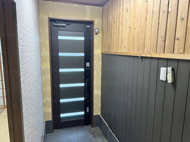 【玄関】 | 土師町５丁　中古戸建