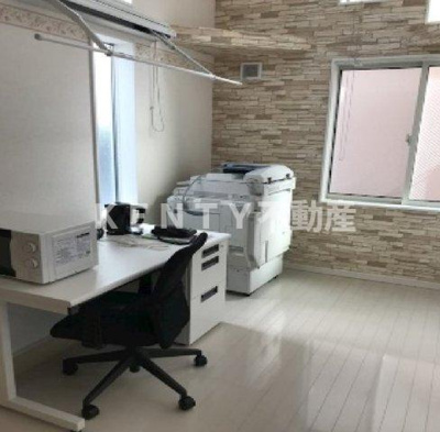 【居間・リビング】 | ユナイト川崎大師エル・パティオ | こちらの居間で趣味の時間をお楽しみください