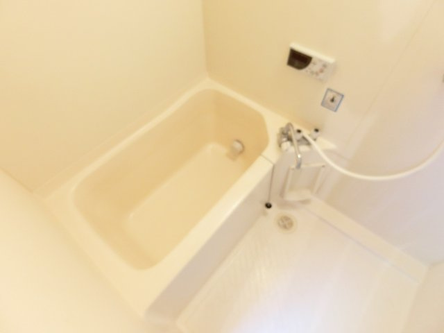 ハイツKOYAMA の浴室|別部屋の参考写真