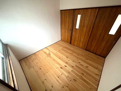 【洋室】 | 本郷4丁目戸建