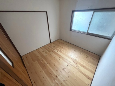 【洋室】 | 本郷4丁目戸建