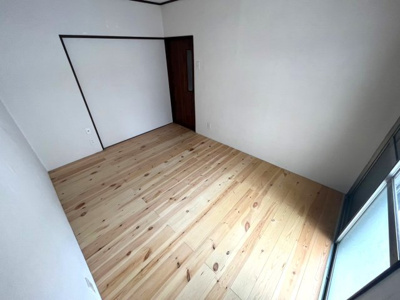 【洋室】 | 本郷4丁目戸建