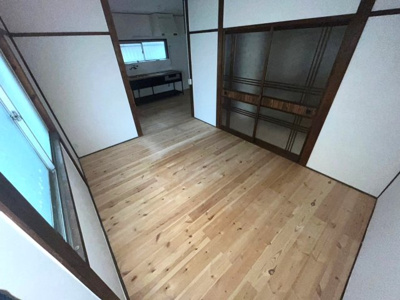 【居間・リビング】 | 本郷4丁目戸建