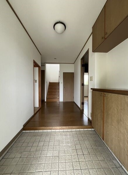 アメニティヒルズ貴船Ｅ棟の玄関