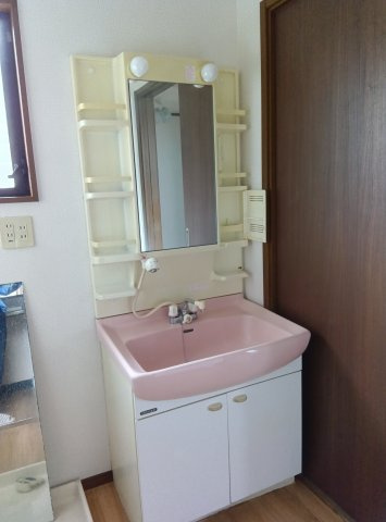 小山市神鳥谷４丁目の独立洗面台