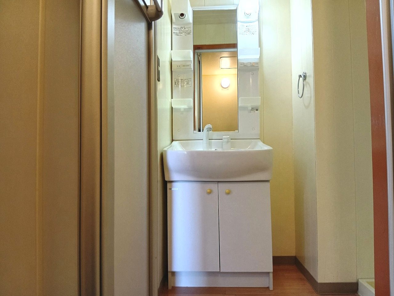 マンションベスタの独立洗面台