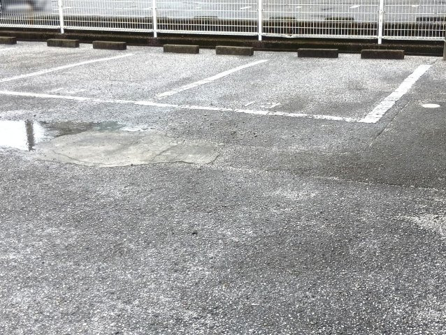 マンションベスタの駐車場
