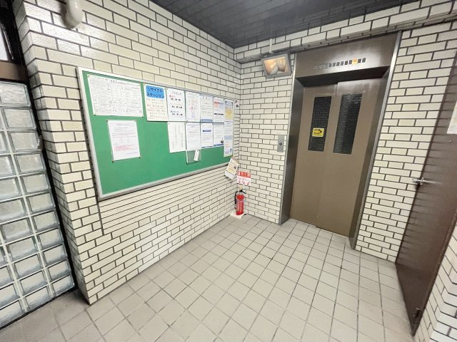 エバーライフすの子小前のエントランス