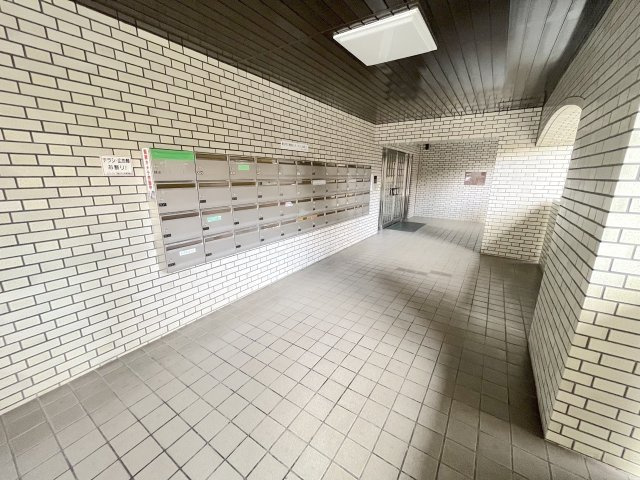 エバーライフすの子小前のエントランス