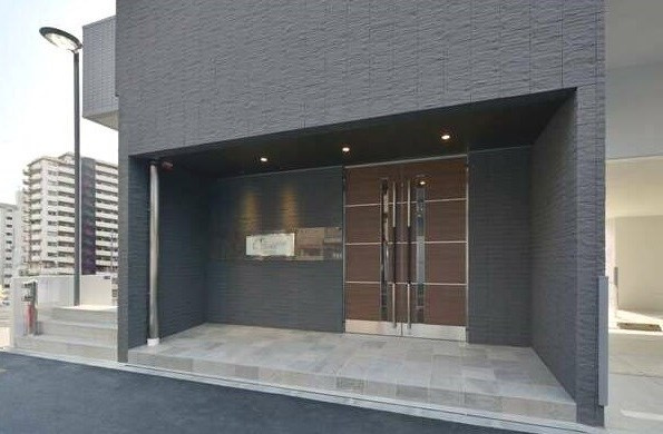 パルティール金山のエントランス