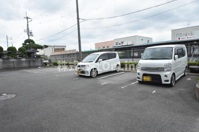 【駐車場】 | レオパレスアベンタ神武