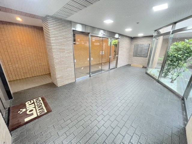 ロワールマンション南福岡5のエントランス