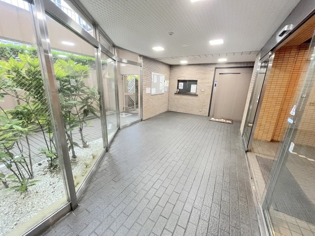 ロワールマンション南福岡5のエントランス