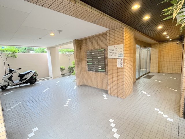 ロワールマンション南福岡5のエントランス