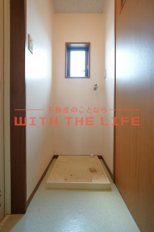 コーポ杏【キャッシュバック対象物件】の洗面所|脱衣スペースもあります