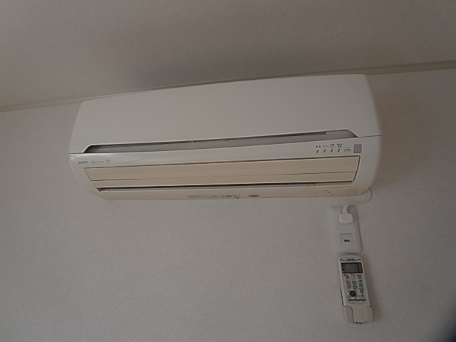 神戸市兵庫区矢部町の一戸建ての設備|エアコン