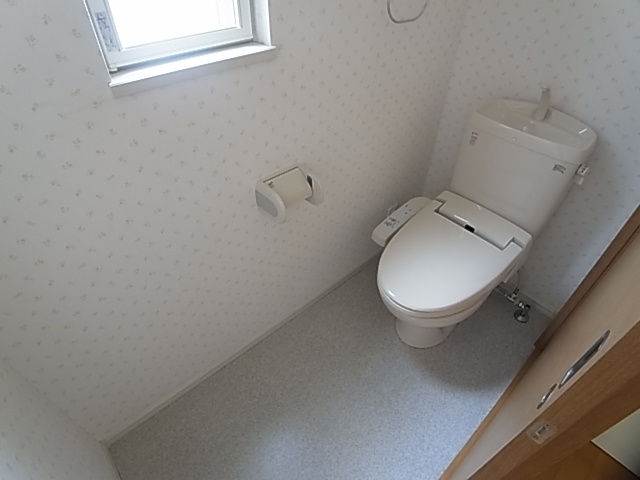 神戸市兵庫区矢部町の一戸建てのトイレ|ウォシュレット付