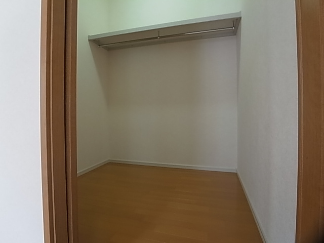 神戸市兵庫区矢部町の一戸建ての収納|ウォークインクローゼット