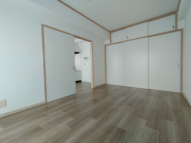 神戸市兵庫区西出町１丁目の賃貸マンション