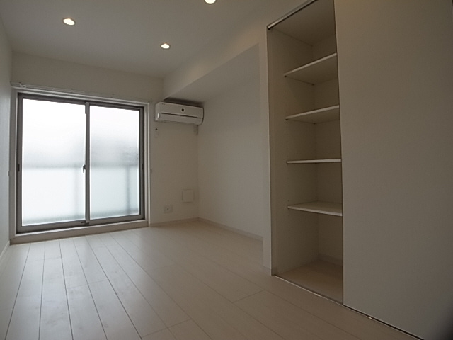 神戸市兵庫区矢部町の賃貸マンションの居間・リビング|リビング