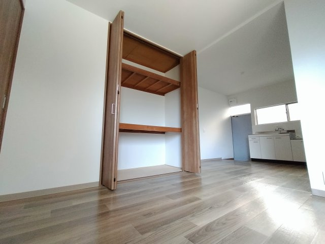 神戸市兵庫区菊水町９丁目のアパートの収納|クローゼット