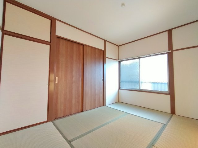 神戸市兵庫区菊水町９丁目のアパートの内装|和室