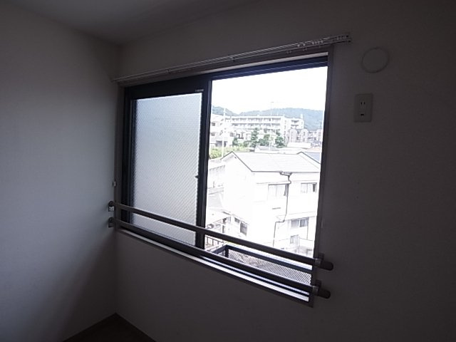 神戸市須磨区千守町１丁目のアパート