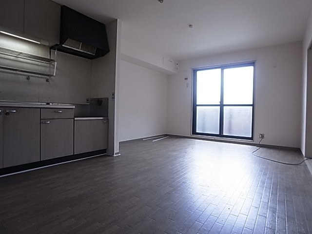 神戸市須磨区千守町１丁目のアパート