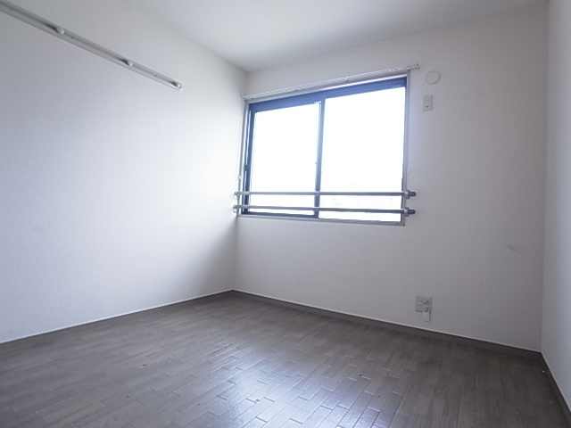 神戸市須磨区千守町１丁目のアパート