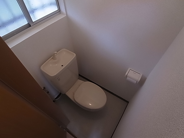神戸市長田区高東町１丁目のハイツのトイレ|トイレ