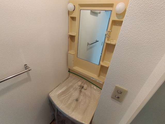 神戸市兵庫区楠谷町のアパートのその他|洗面