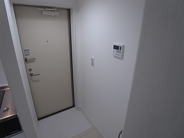神戸市長田区野田町９丁目のアパートの玄関|シューズボックス付玄関