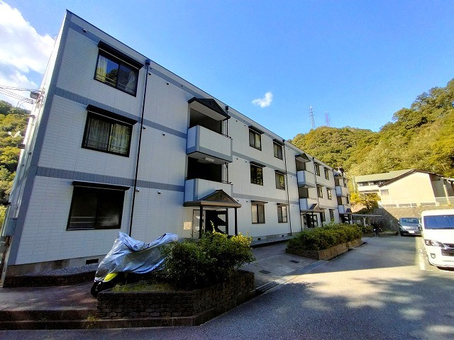 神戸市兵庫区平野町字天王谷東服山のアパートの外観|外観